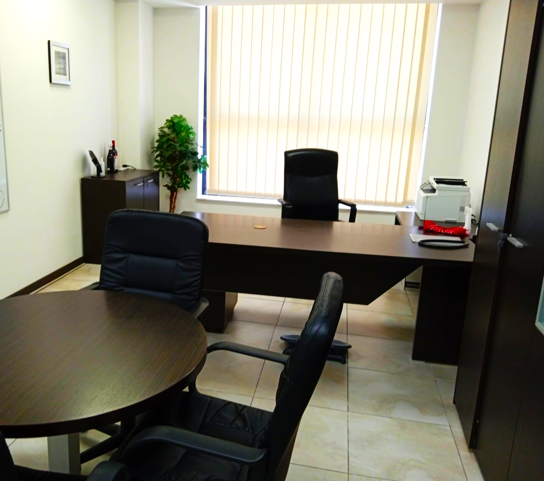 Mriehel - 600 square meters on a single level