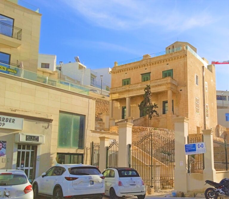 Historical Villa Fieres – immediately available for rent